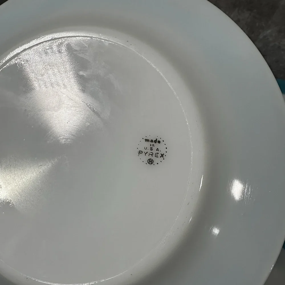 4 Pyrex Milk Glass Turquoise Aqua Wide‎ Rim Band Dinner Plates 9.75